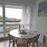 2/3 Pieces - Balcon Vue Mer - Parking